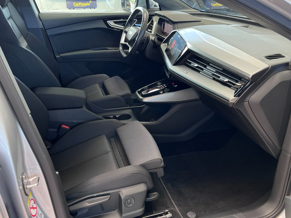 Audi Q4 e-tron 45 S-line 5d
