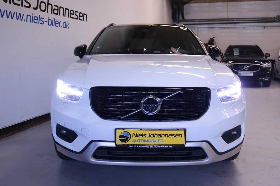 Volvo XC40 2,0 T5 247 R-Design aut. AWD Van 5d