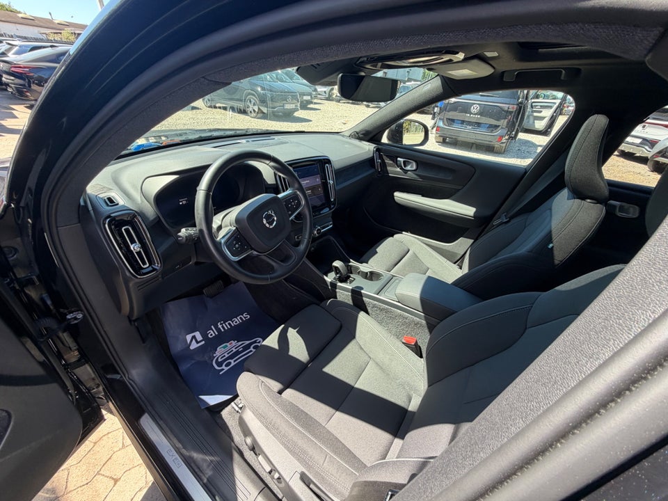 Volvo EX40 Extended Range Ultra Black Edition 5d