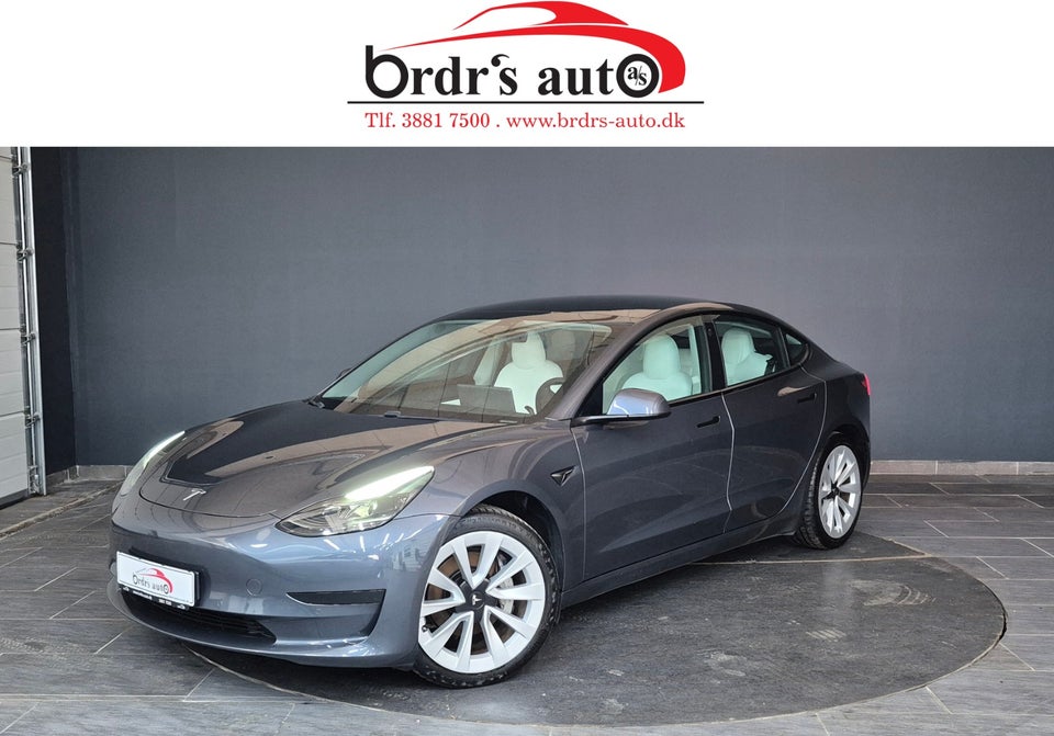 Tesla Model 3 Standard Range+ RWD 4d