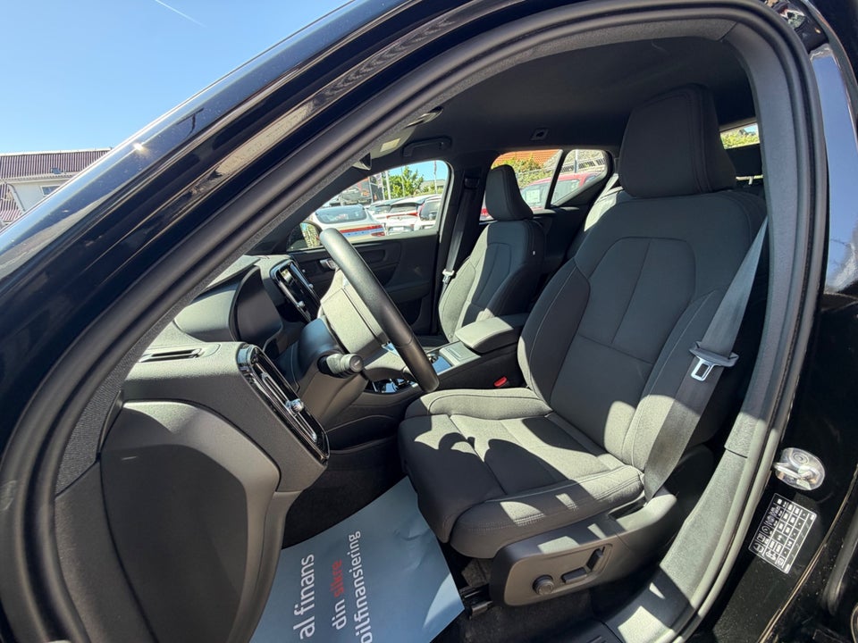 Volvo XC40 ReCharge Twin Plus 5d