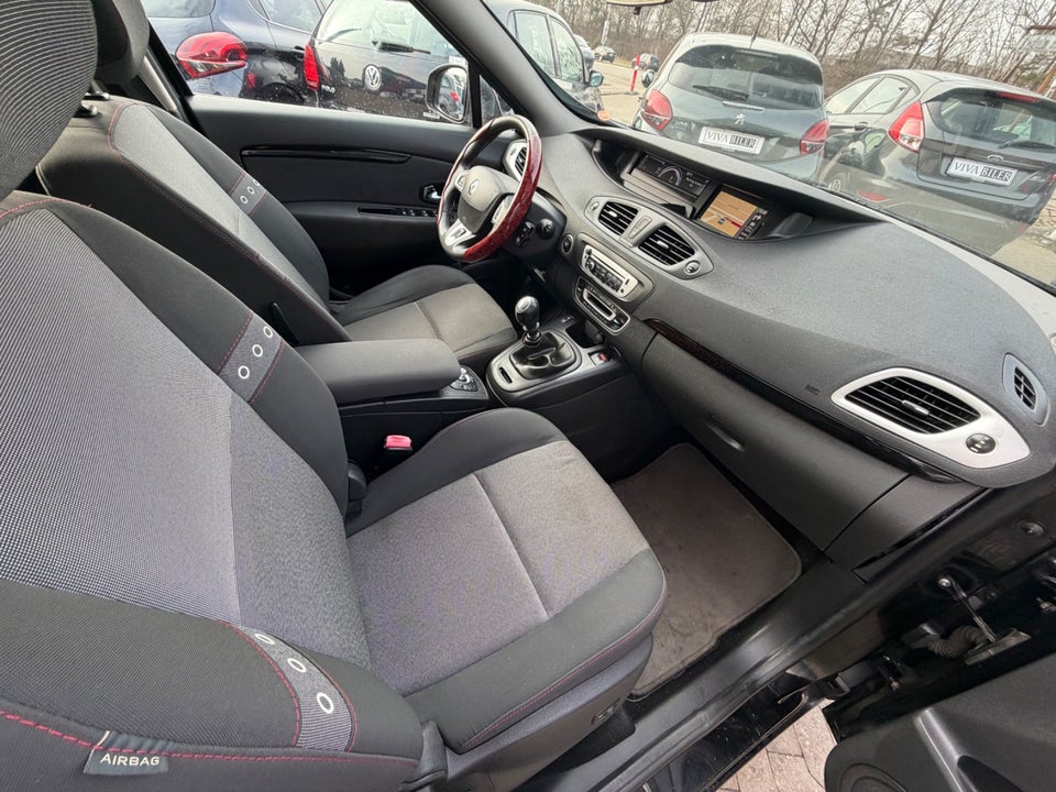 Renault Grand Scenic III 1,6 dCi 130 Dynamique 7prs 5d