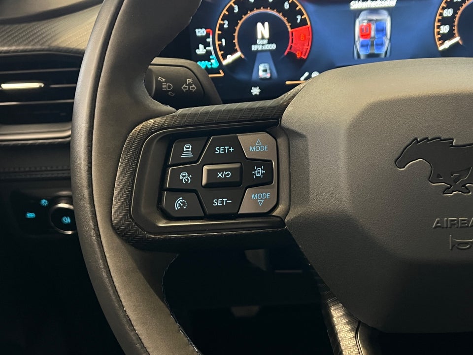 Ford Mustang 5,0 V8 Dark Horse Coupé 2d