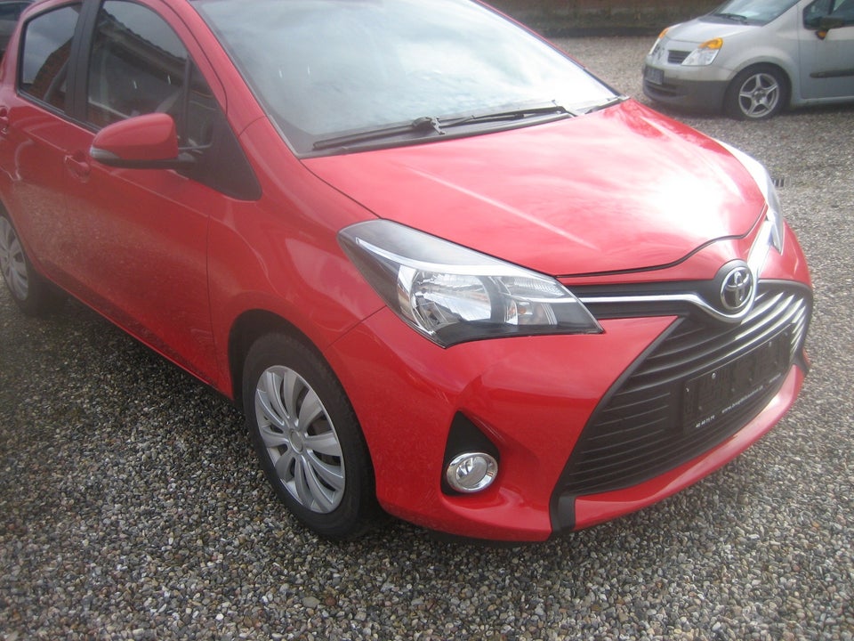 Toyota Yaris 1,0 VVT-i T1 Style 5d