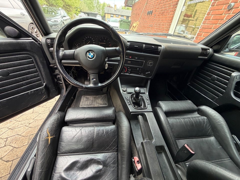 BMW 325i 2,5 Cabriolet 2d