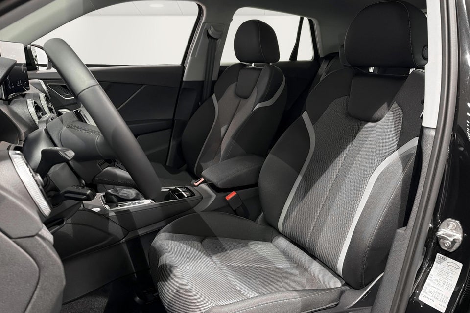 Audi Q2 35 TFSi S-line S-tr. 5d