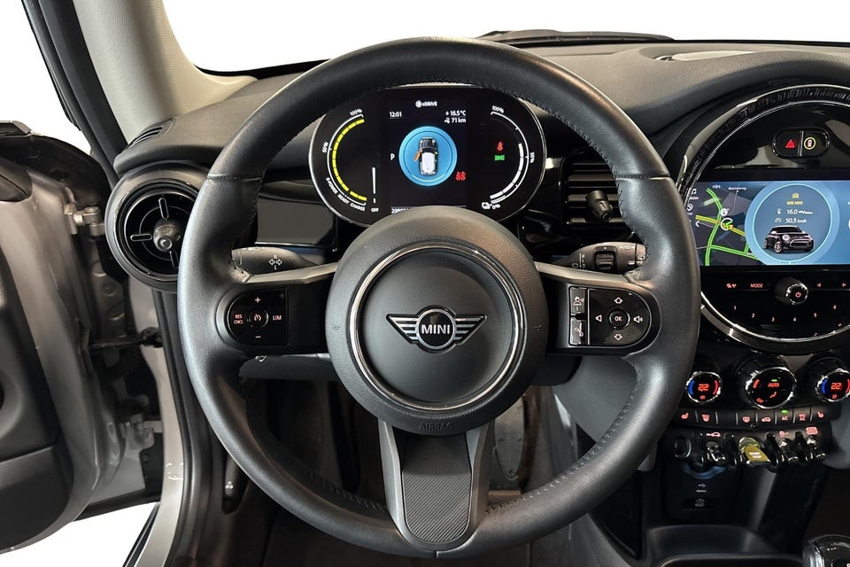 MINI Cooper SE Classic 3d