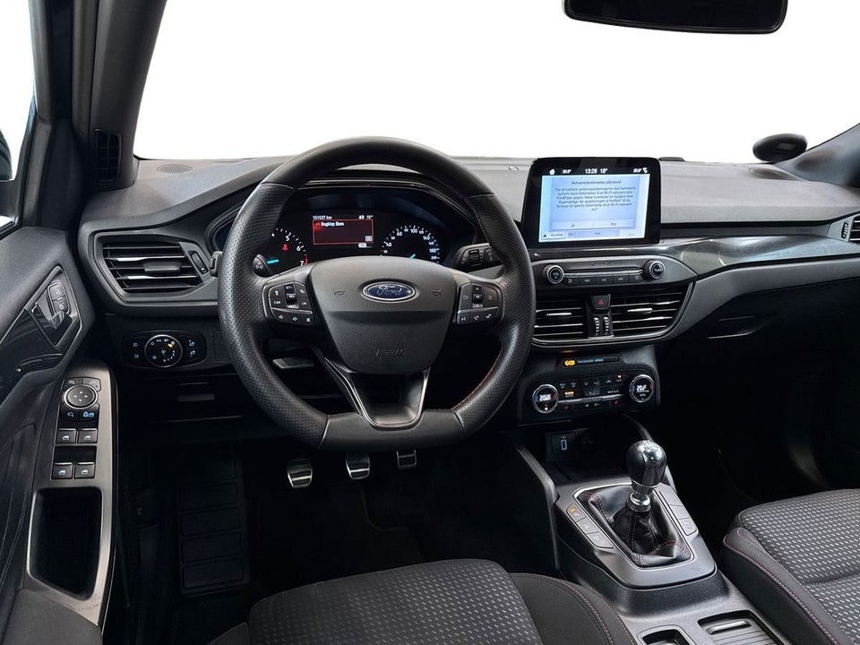 Ford Focus 1,0 EcoBoost ST-Line Business stc. 5d