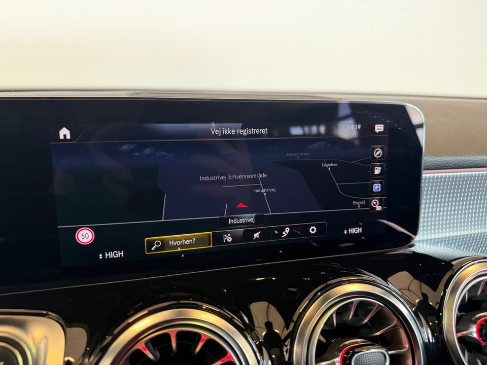 Mercedes EQB300 4Matic 7prs 5d