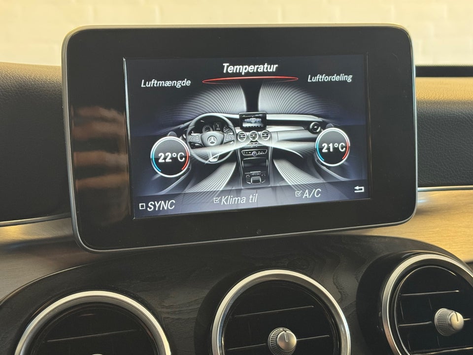 Mercedes C220 d 2,2 AMG Line stc. aut. 5d