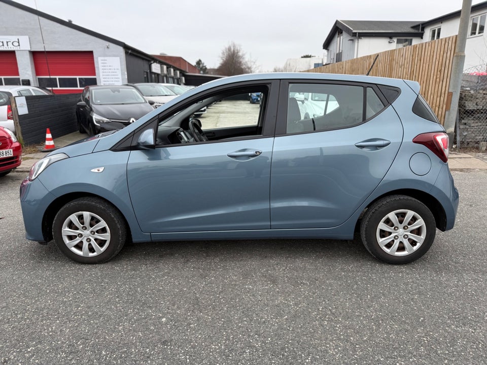 Hyundai i10 1,0 Touch 5d