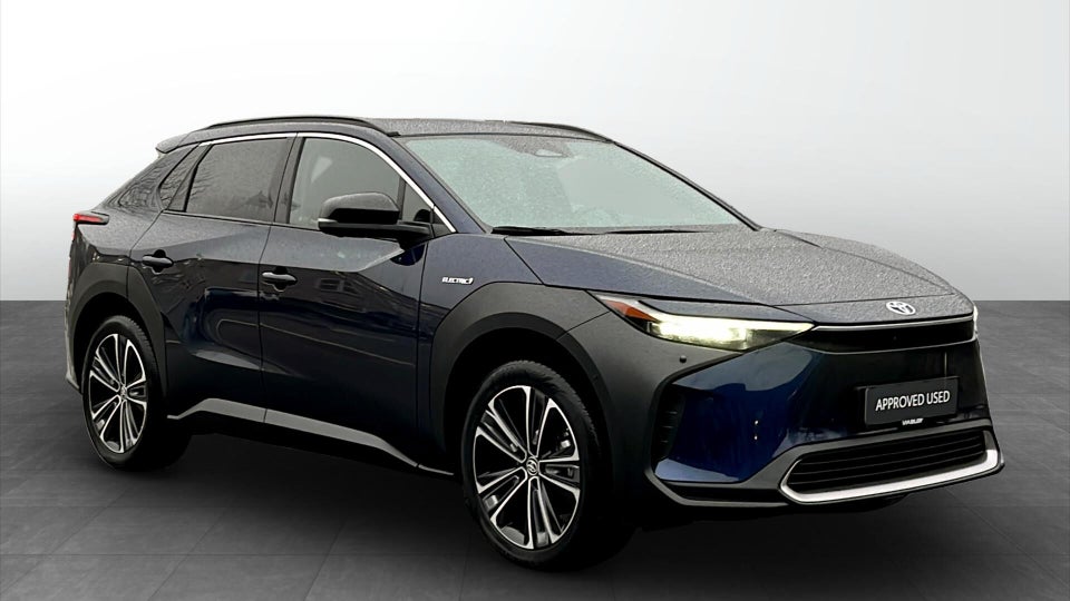 Toyota bZ4X Executive 5d