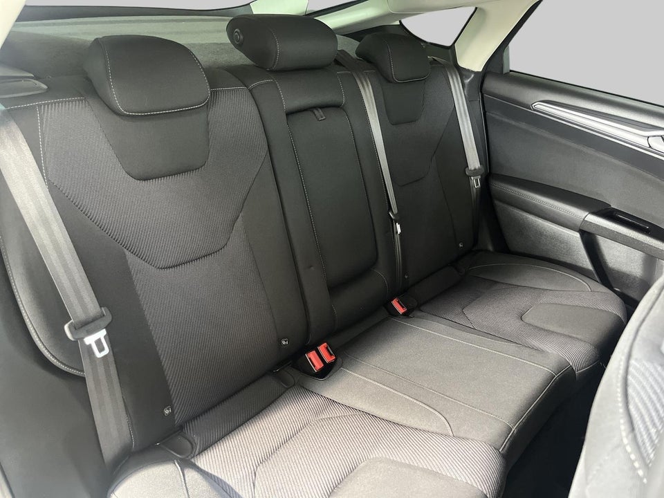 Ford Mondeo 2,0 SCTi 240 Titanium aut. 5d