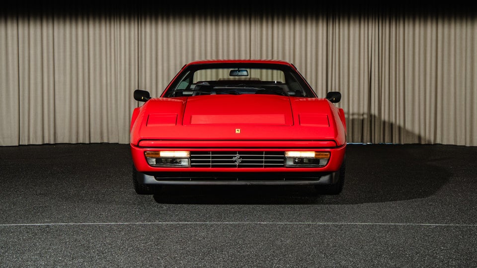 Ferrari 208 2,0 GTB Turbo 2d