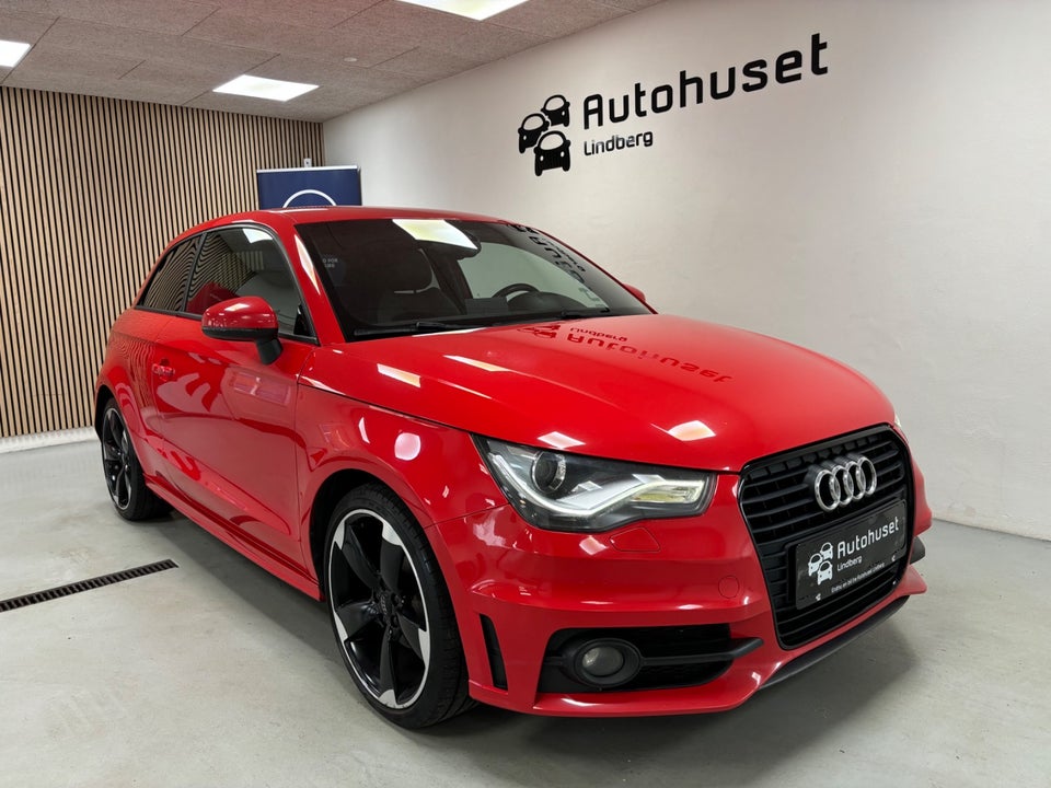 Audi A1 1,6 TDi 90 Attraction S-tr. 3d