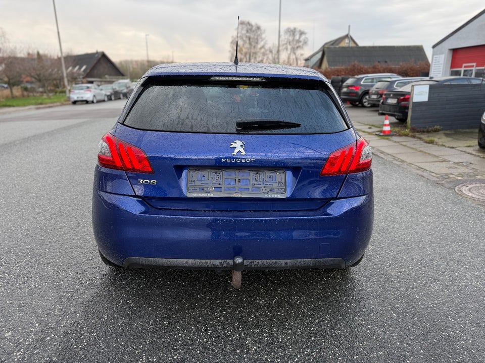 Peugeot 308 1,5 BlueHDi 130 Style 5d
