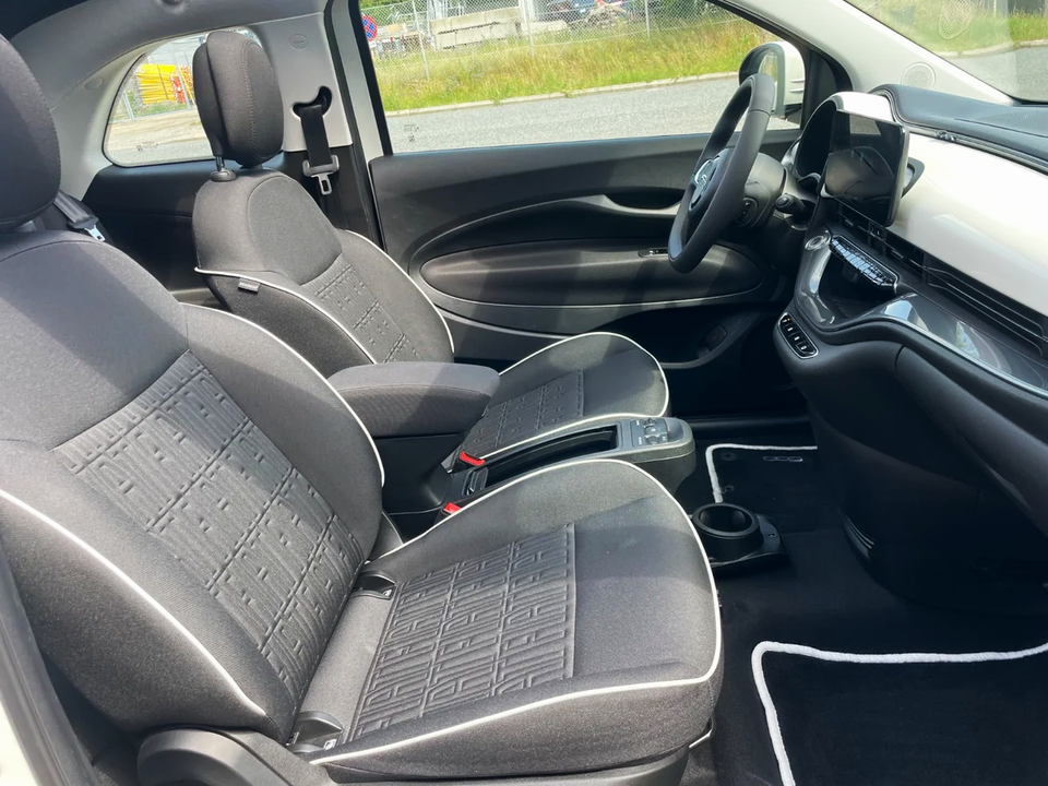 Fiat 500e 42 Icon Pack Cabrio 2d