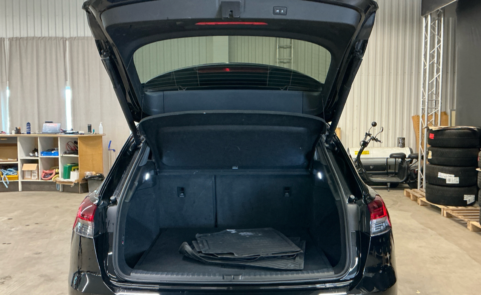 Audi Q4 e-tron 40 Advanced 5d