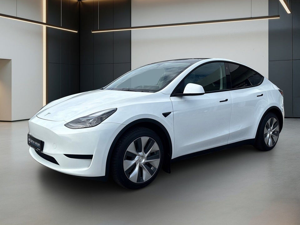 Tesla Model Y RWD 5d
