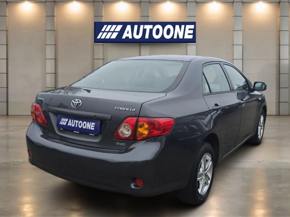 Toyota Corolla 1,4 D-4D Terra 4d