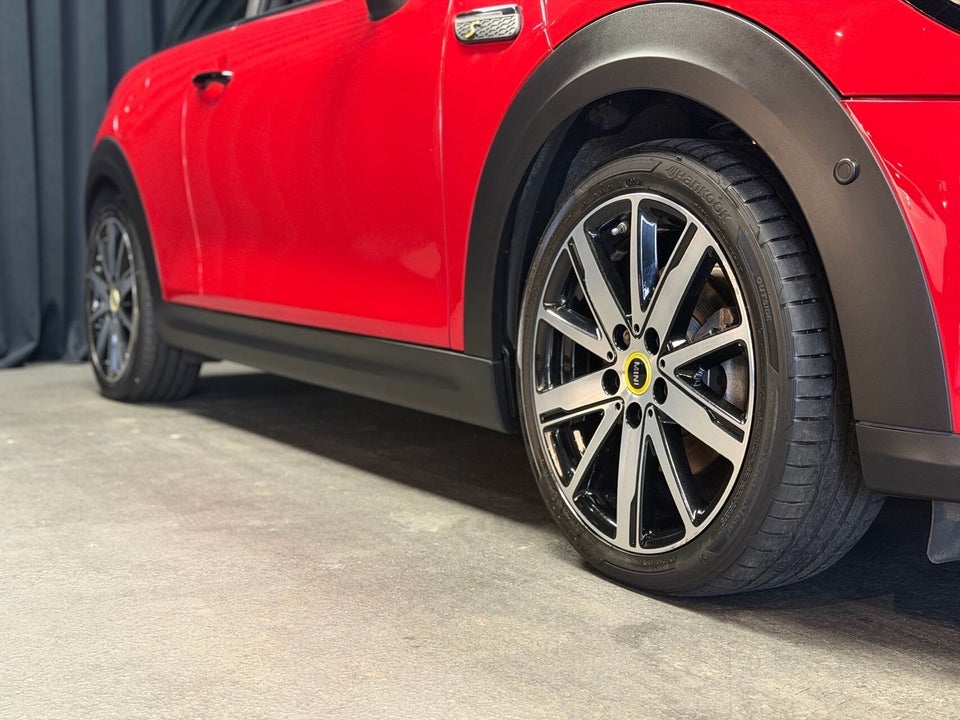 MINI Cooper SE Edition Premium Plus 3d