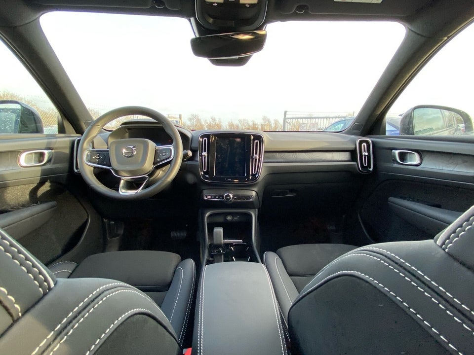 Volvo XC40 ReCharge Extended Range Core 5d