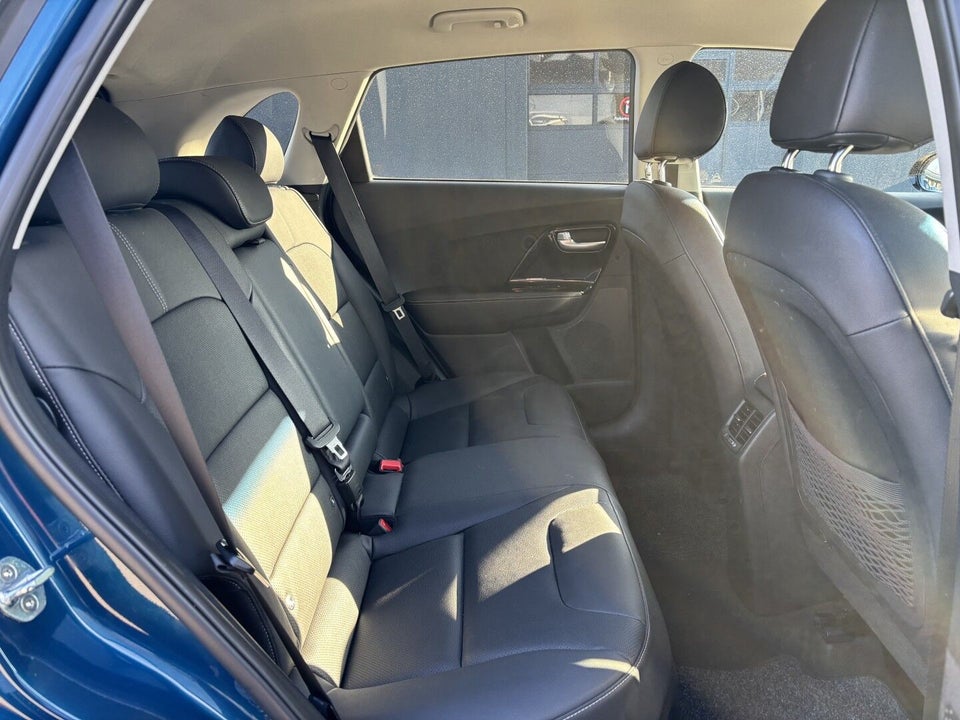 Kia Niro 1,6 HEV Advance DCT 5d