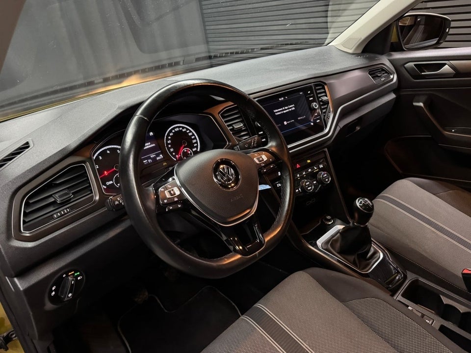 VW T-Roc 1,0 TSi 115 Style 5d