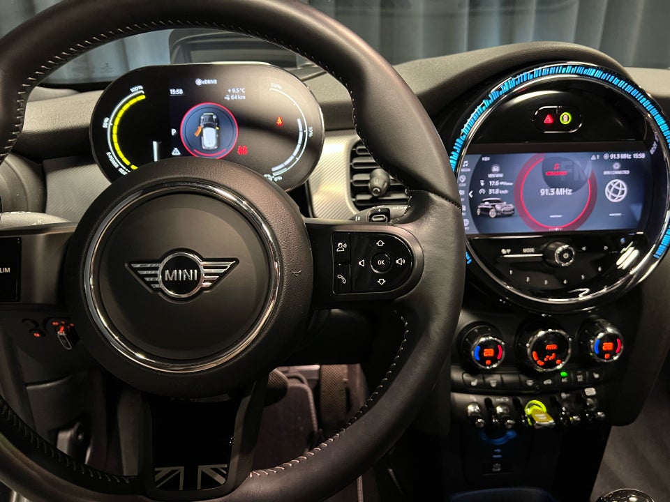 MINI Cooper SE Yours Trim 3d