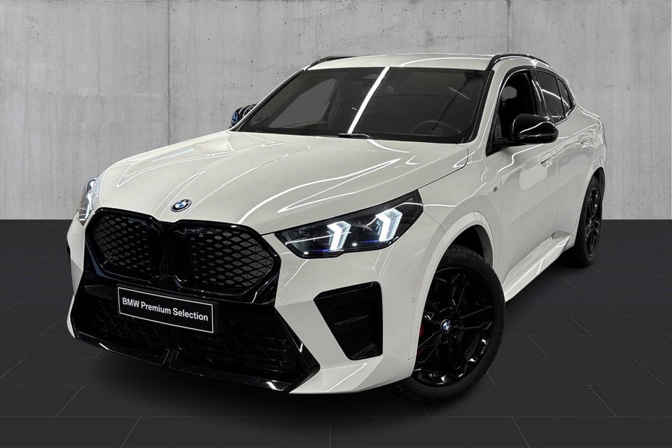 BMW iX2 xDrive30 M-Sport 5d