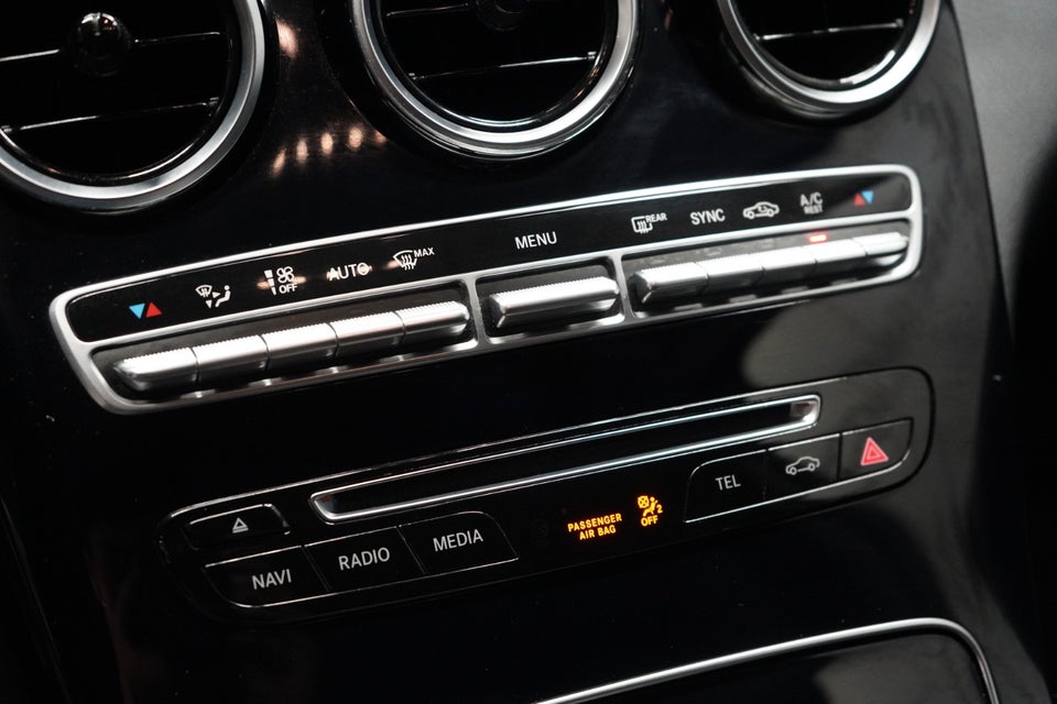 Mercedes C220 d 2,2 AMG Line stc. aut. 5d