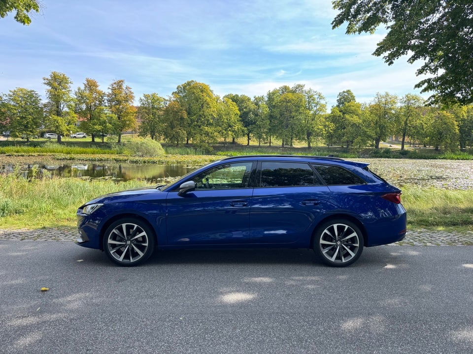 Seat Leon 1,4 eHybrid FR Business Edition Sportstourer DSG 5d