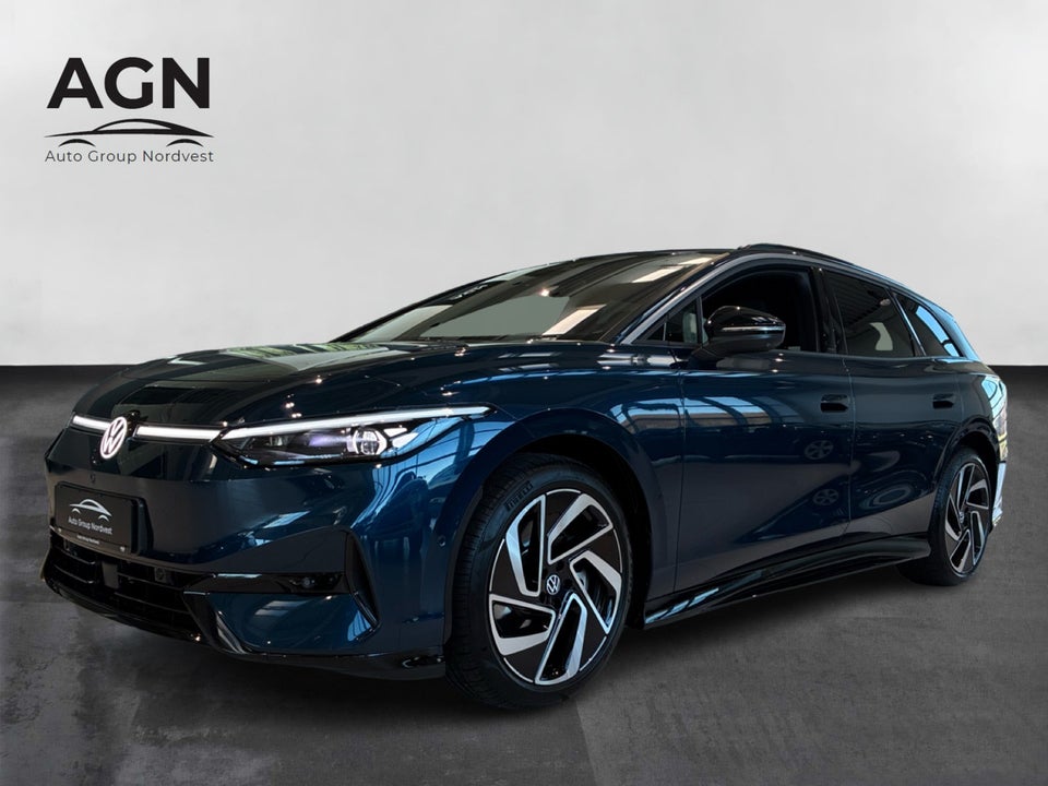 VW ID.7 77 Style+ Tourer 5d