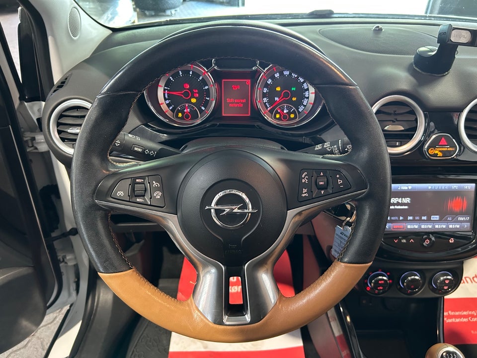 Opel Adam 1,0 T 90 Rocks SwingTop 3d