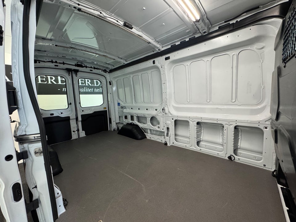 Ford E-Transit 350 L3 Van 68 Trend H2 RWD