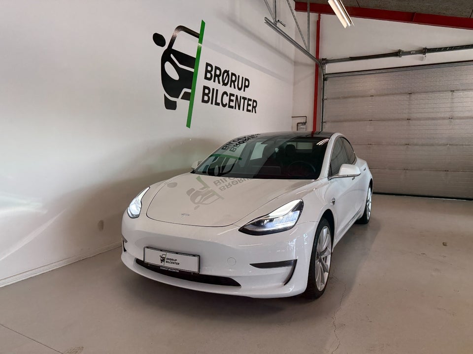 Tesla Model 3 Long Range AWD 4d
