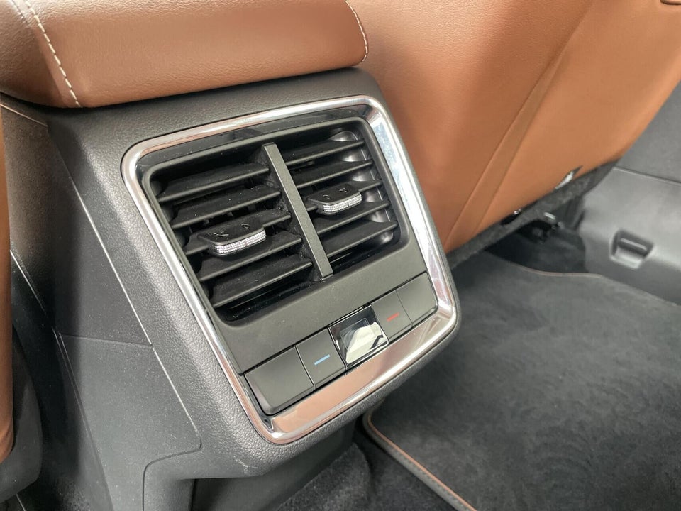 Skoda Enyaq 60 iV ecoSuite 5d