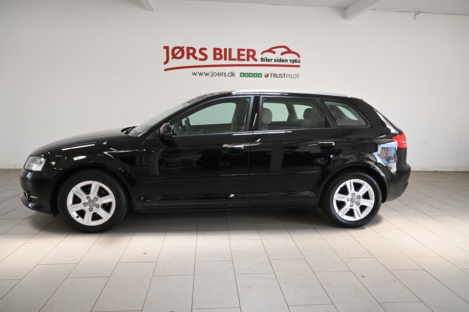 Audi A3 1,6 TDi Ambiente Sportback S-tr. 5d