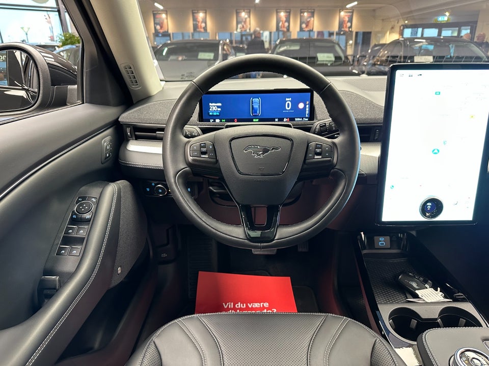 Ford Mustang Mach-E 75 Premium Standard Range 5d