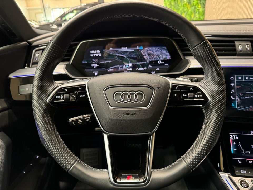 Audi e-tron 55 S-line Sportback quattro 5d