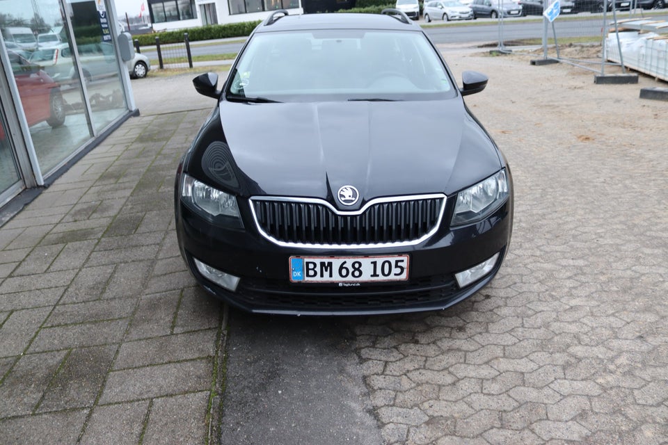 Skoda Octavia 1,6 TDi 105 Active Combi DSG 5d