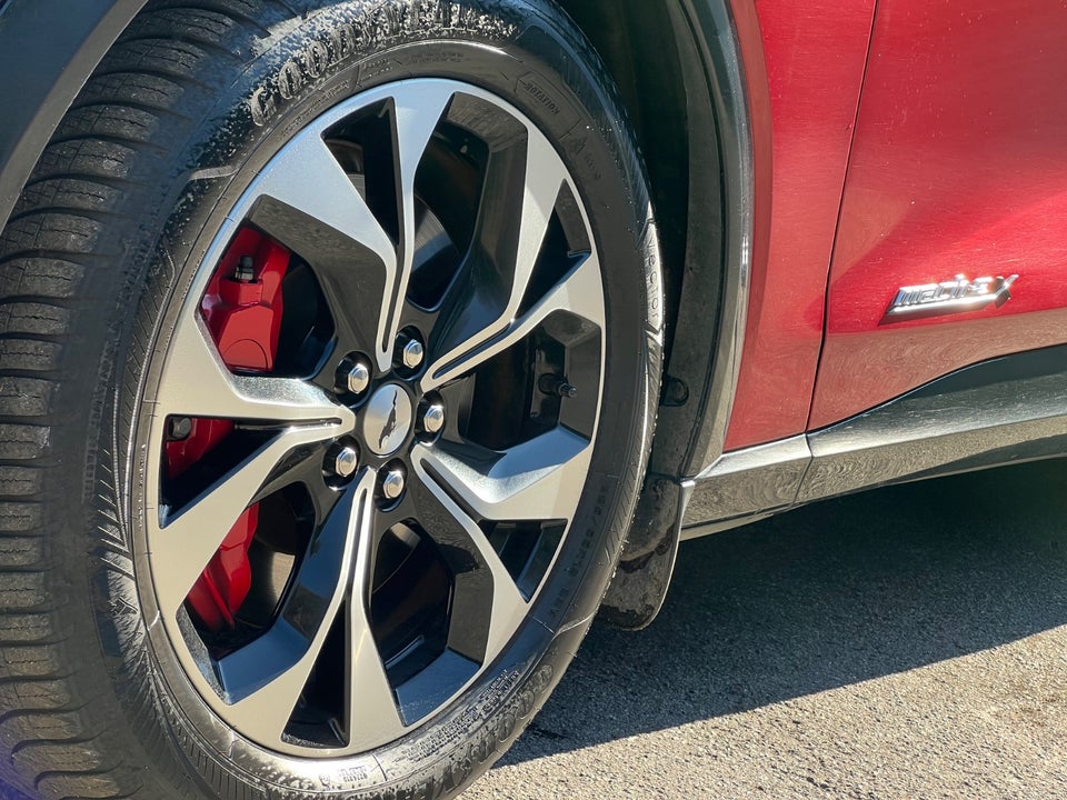 Ford Mustang Mach-E 98 Extended Range 5d