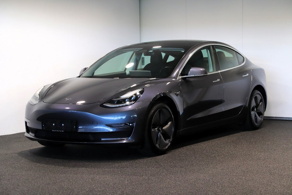 Tesla Model 3 Long Range AWD 4d