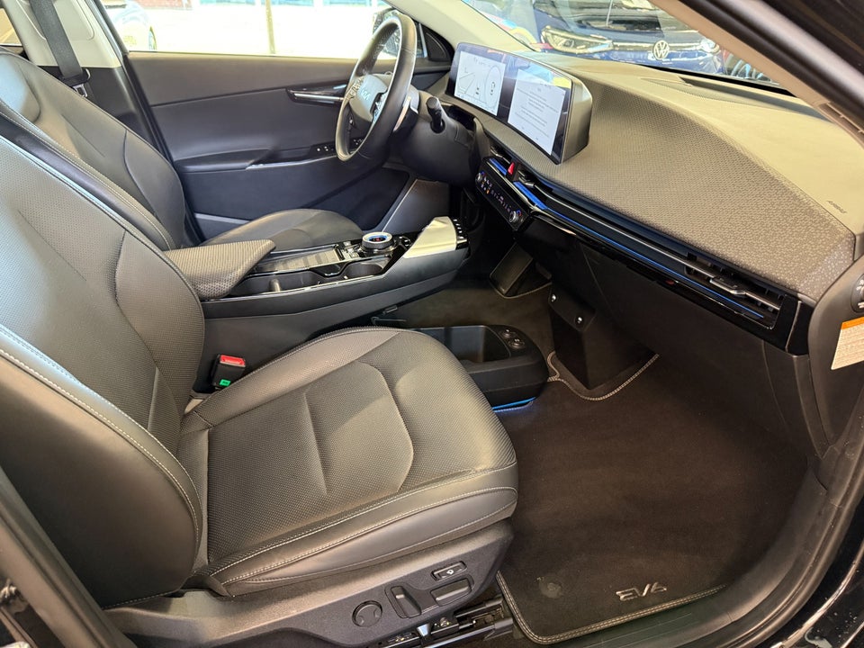 Kia EV6 77 Long Range Upgrade 5d