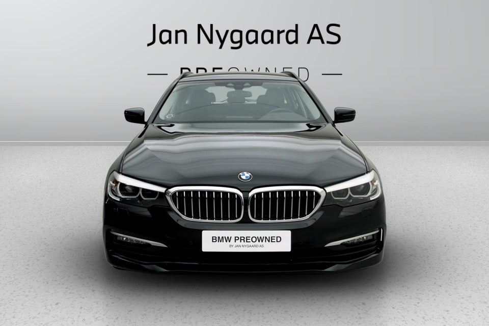 BMW 520i 2,0 Touring Connected aut. 5d
