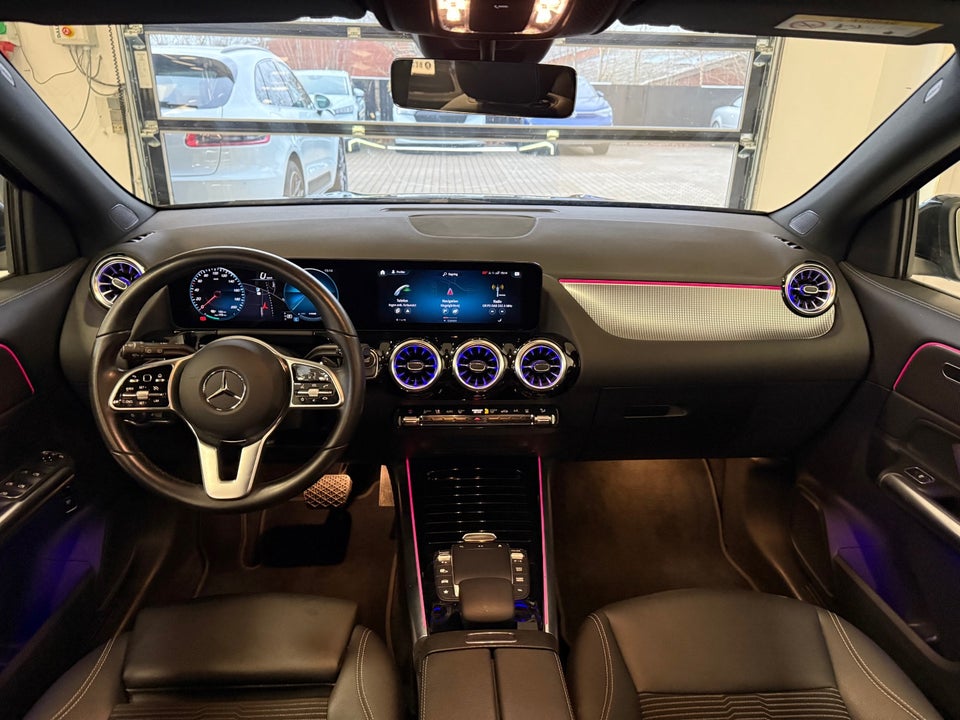 Mercedes EQA300 Progressive 4Matic 5d