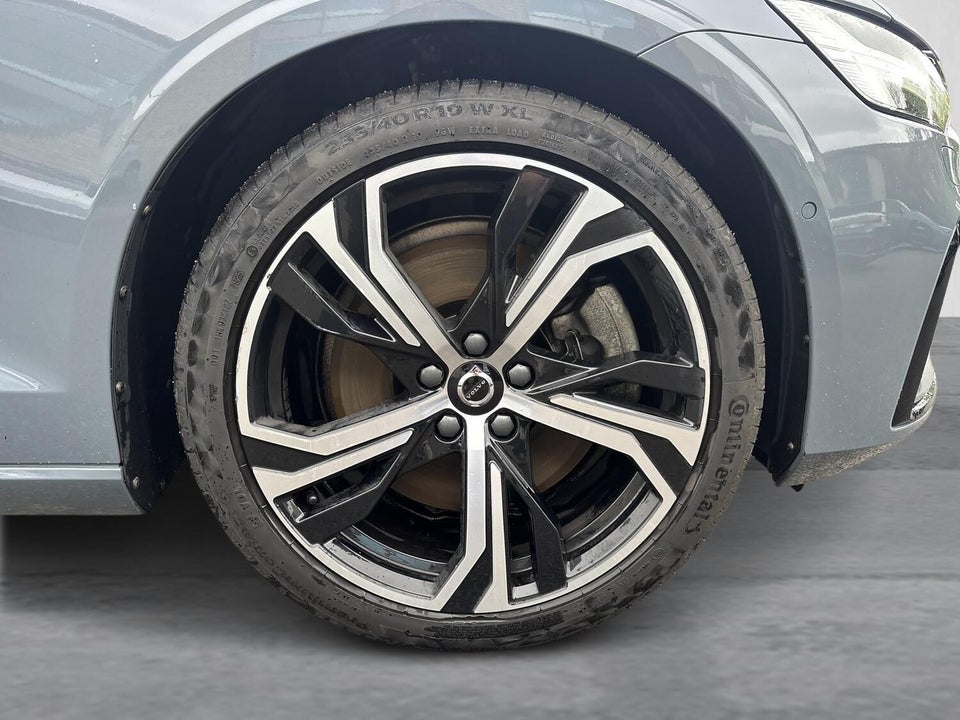 Volvo V60 2,0 T6 ReCharge Ultimate Dark aut. AWD 5d