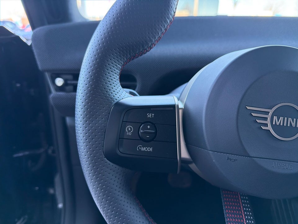 MINI Cooper SE JCW Trim XL 3d