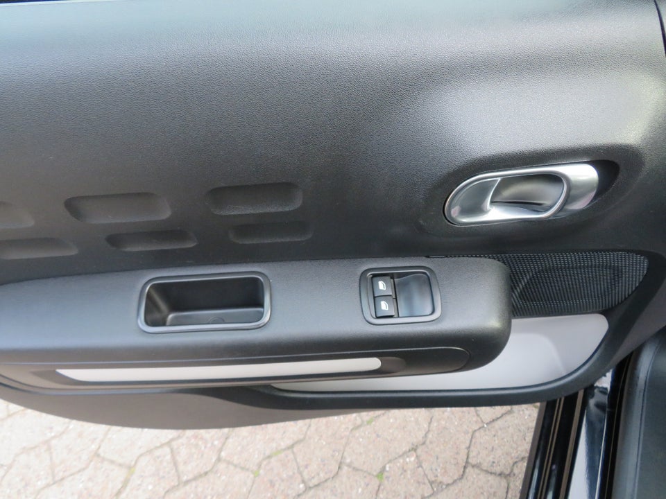 Citroën C3 1,2 PureTech 82 Street 5d