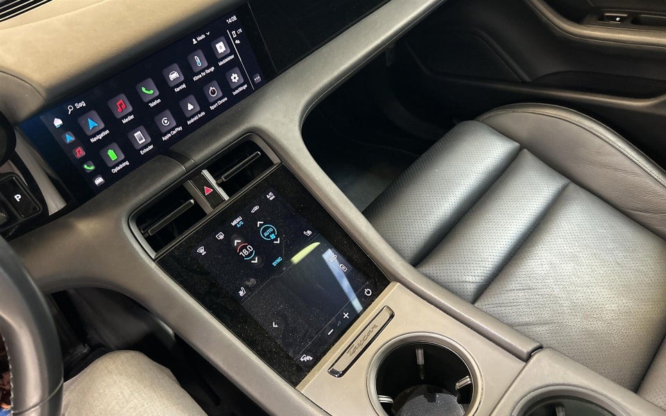 Porsche Taycan 4S 4d